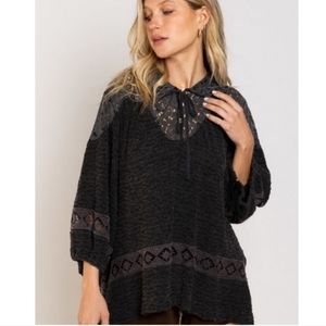 SALE POL Romantic Lace Detailed Top